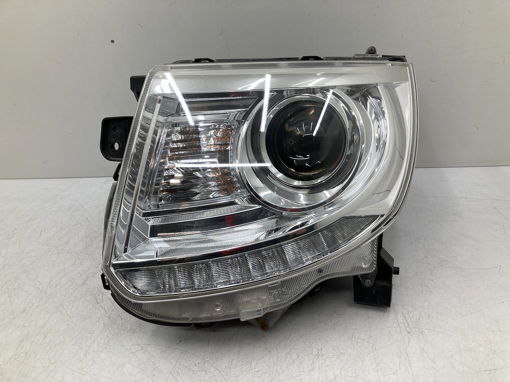 訳アリ 点灯OK MF33S MRワゴン WIT 純正 HID 左 ヘッドライト 助手席側 STANLEY W1456 MG33S モコ (C1646)_画像1