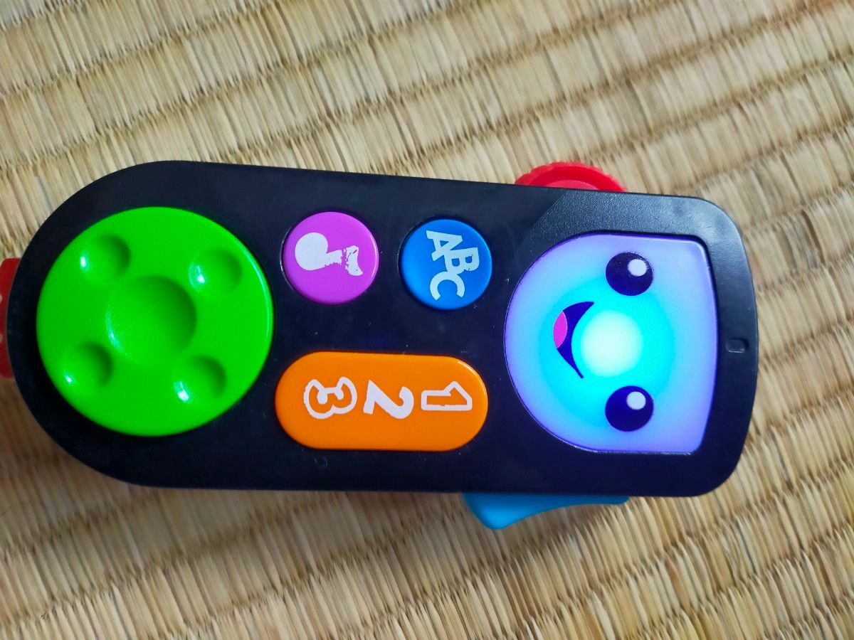 【動作確認済み】光と音 フィッシャープライス 英語のおもちゃ リモコン 携帯 電話　0歳から遊べる 知育玩具 