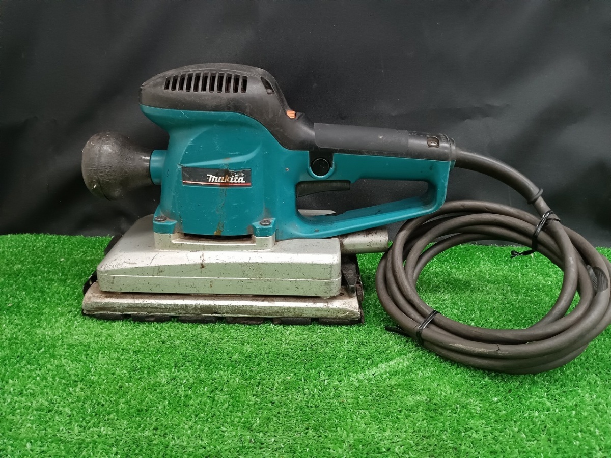 中古品 makita マキタ 仕上サンダ BO4900V