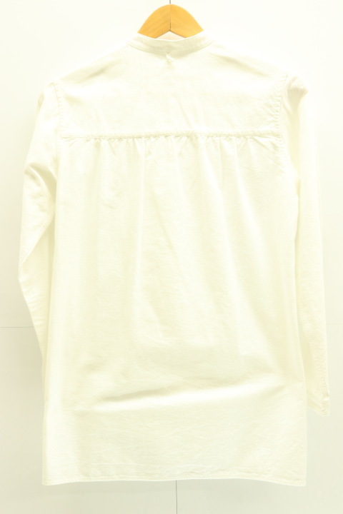 【中古】outil 長袖シャツ 0 ノーカラーシャツ outil 0 白 ホワイト 無地 シミあり_画像2