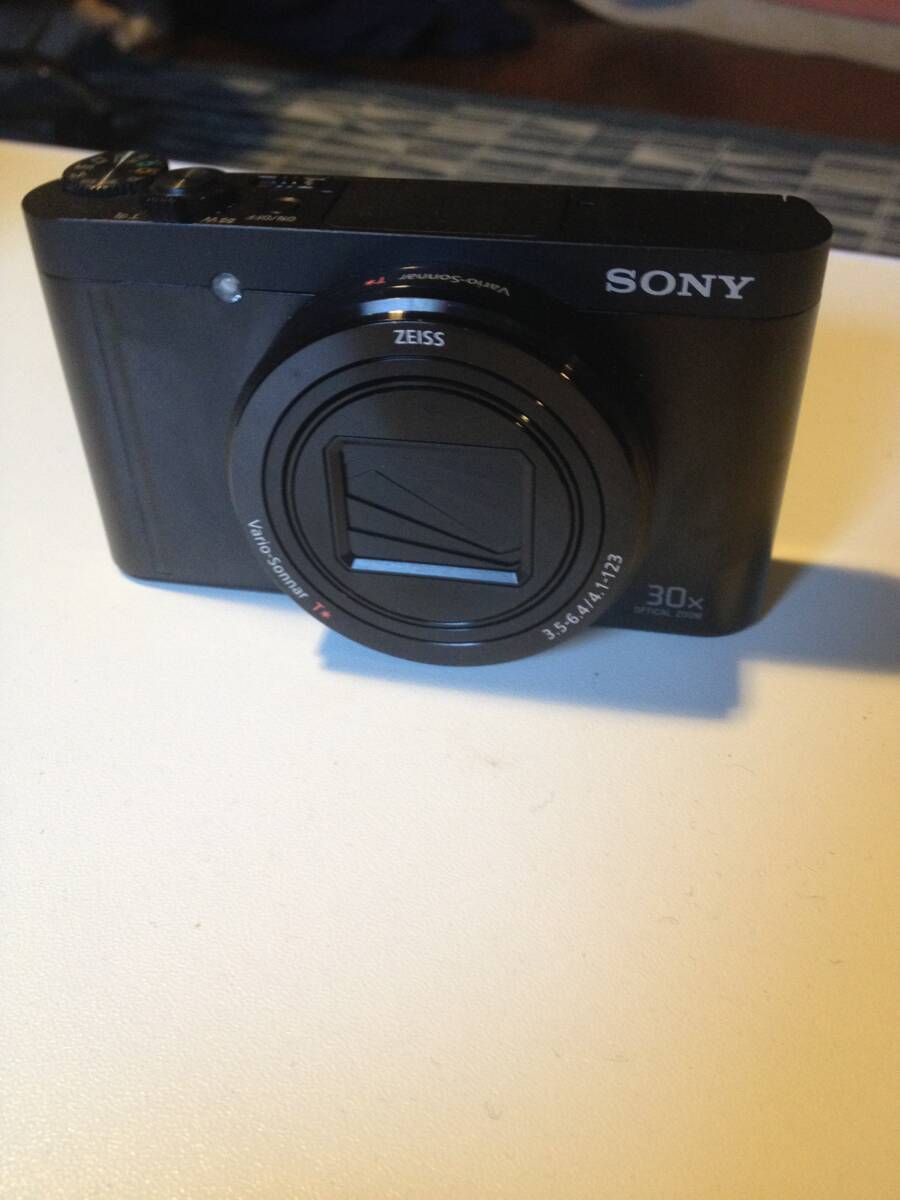 極上美品　ソニー コンパクトデジタルカメラ Cyber-shot DSC-WX500 ブラック 光学ズーム30倍(24-720mm) DSC-WX500 BC_画像1