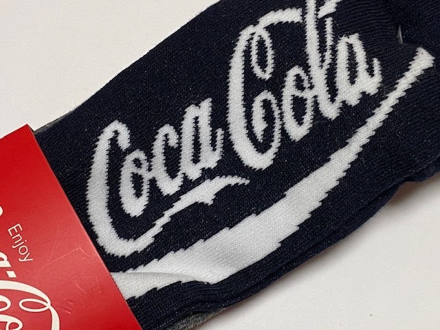 福助　Coca-Cola コカ・コーラ 靴下 23-25㎝ 3足セット 2点 （同種） 展示未使用品_画像2