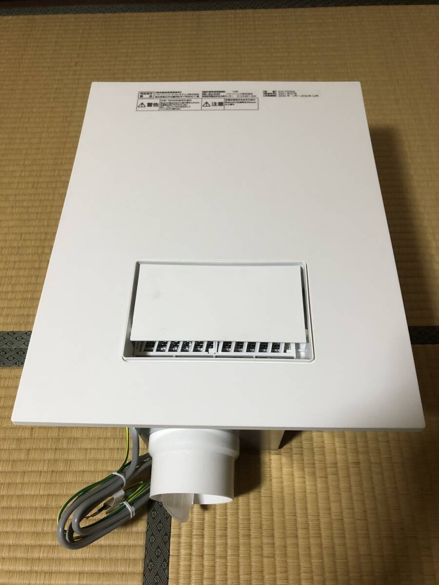 新品未使用品Panasonic 暖房換気乾燥機 GVL5700A 2022年製 送料無料_画像1