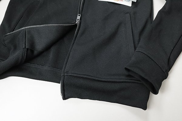 美品 roar ◇ COOLMAX トラックジャケット 黒 サイズ1 美品 roar ◇ COOLMAX トラックジャケット 黒 サイズ1