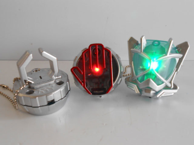 ♯Jee28LZ仮面ライダーウィザードリングスイング4全5種ミラクル:♂BANDAIバンダイ♀200円〓014282_b_画像3