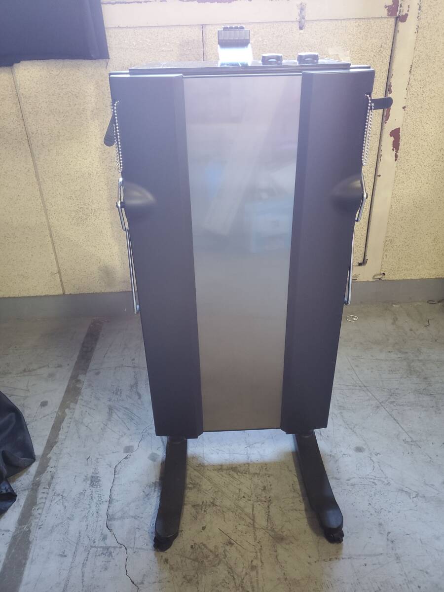 *5000 jpy prompt decision! updc TOSHIBA Toshiba trouser press deodorization with function stand type HIP-T100 13 year made used operation operation goods pickup possible 