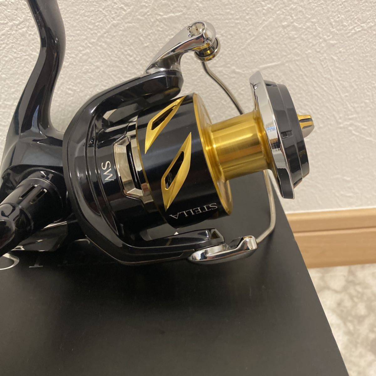 SHIMANO 19 ステラ sw 8000HG 美品 STELLA 右巻き_画像2