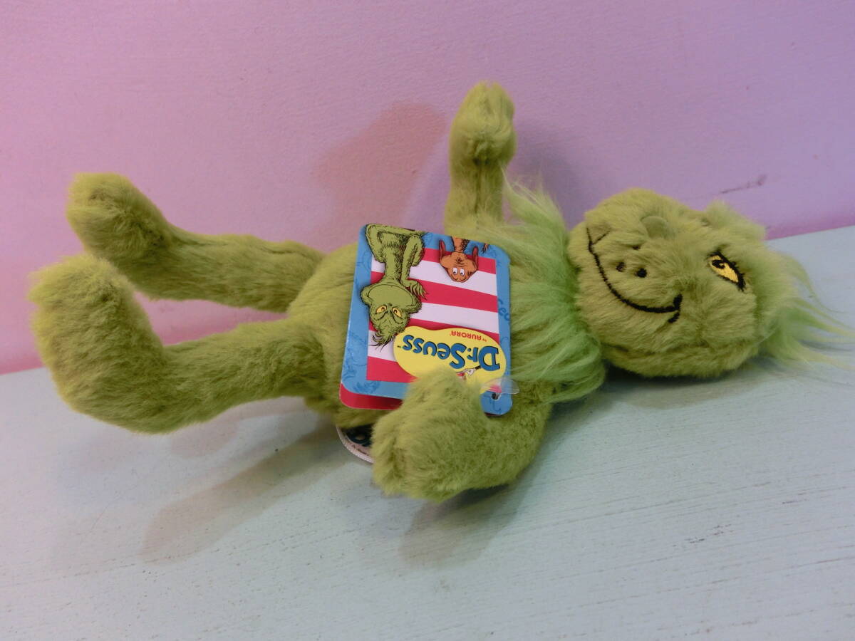 ドクター・スース◆グリンチ ぬいぐるみ人形 20㎝◆Dr.Seuss Grinch Stuffed Animal Plush 検索 ハットしてキャット ジム・キャリー_画像5