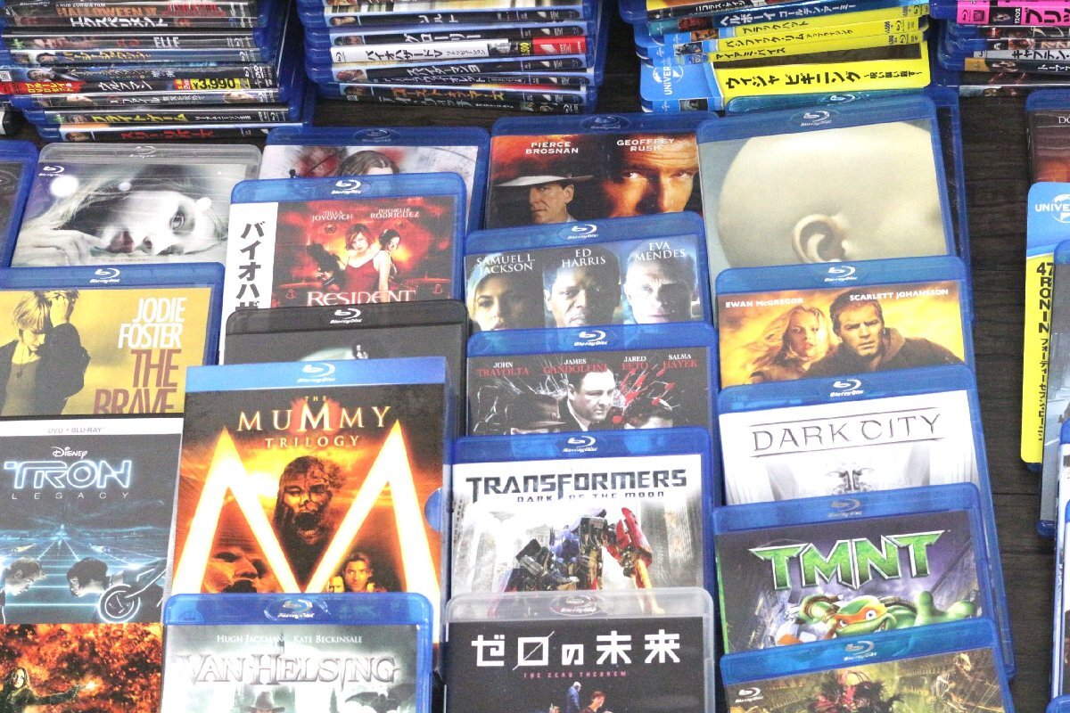 【行董】AZ316ABH13 2個口発送 超大量 約300枚 Blu-ray ブルーレイまとめ DVD数枚含む 未開封品あり スーパーマン ゴーストバスターズ等の画像2