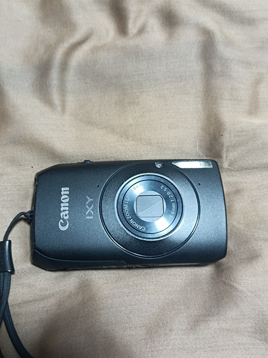 Canon IXY 30S キャノン　デジタルカメラ PC1473 バッテリ 充電器付き デジカメ 撮影確認済み 側面カバー訳あり_画像1
