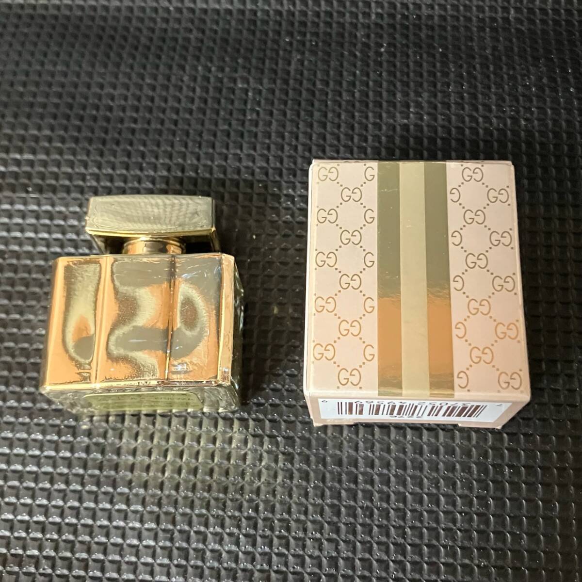 ◆グッチ◆ グッチバイグッチ プルミエール オードトワレ 5mL GUCCI Premiere EDP レディース香水_画像3