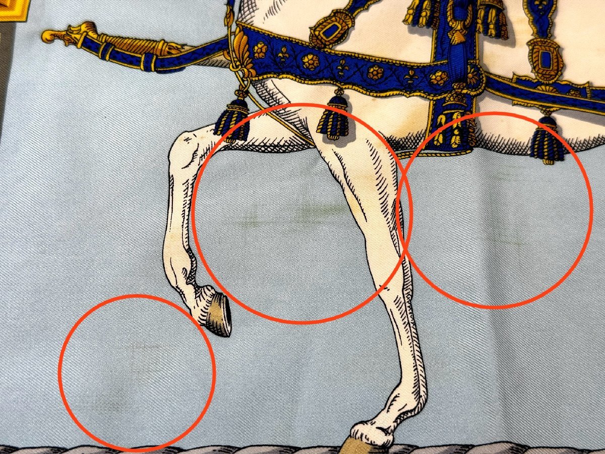 rm) HERMES エルメス カレ90 GRAND APPARAT 盛装の馬 スカーフ シルク 大判 レッド・ブルー系 中古　②_画像4