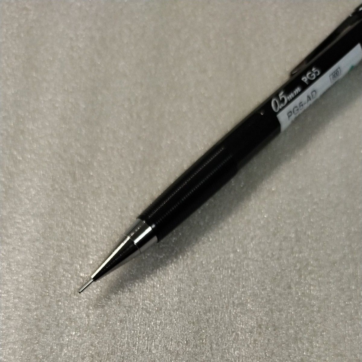 【新品未使用】グラフペンシル （黒） 0.5mm PG5-AD ぺんてる ②
