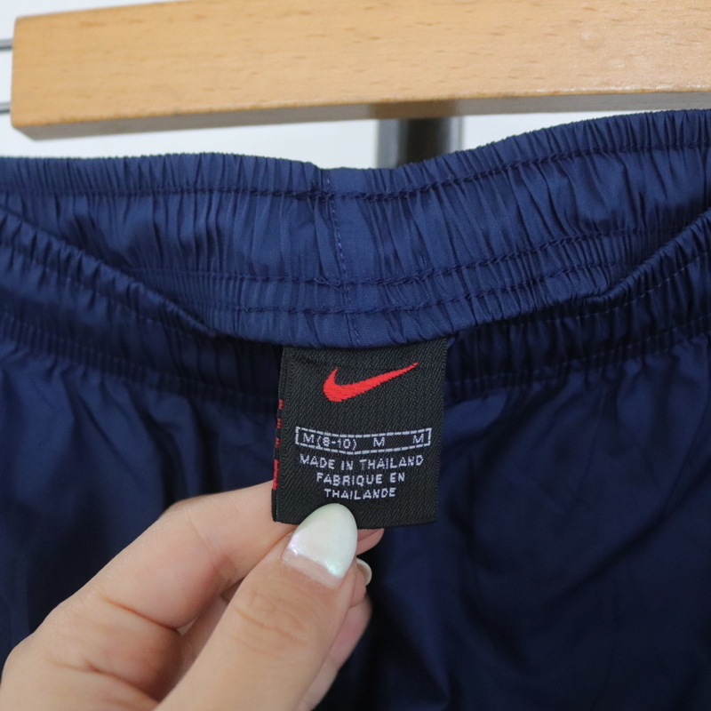 S316 2000年代製 NIKE ナイキ ポリエステルパンツ■00s 表記Mサイズ ボーイズ ネイビー 紺 トラックパンツ アメカジ 古着 古着卸 オールド_画像3