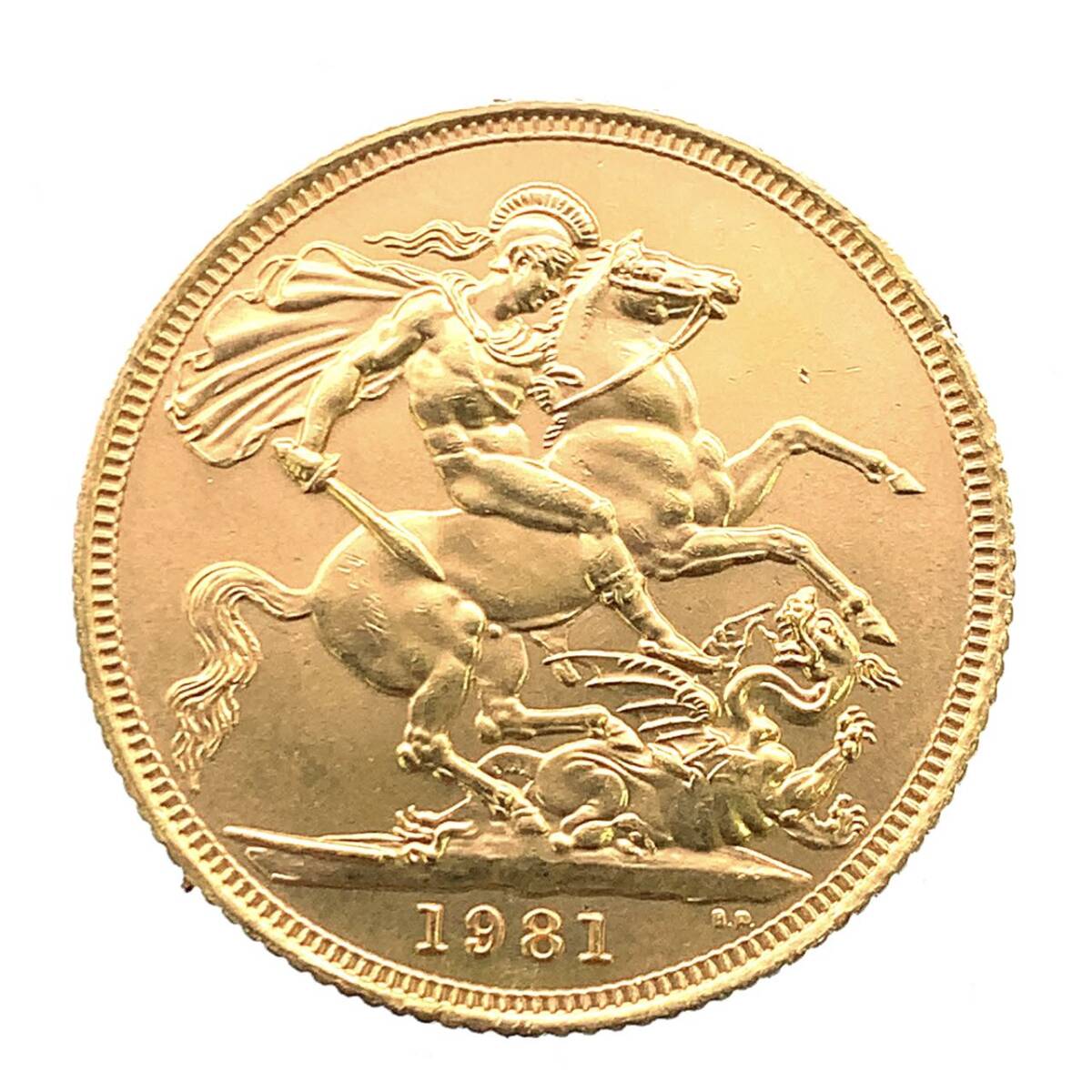エリザベス2世 金貨 イギリス ソブリン 美品 1981年 22金 7.9g イエローゴールド コイン GOLD コレクション 美品_画像1