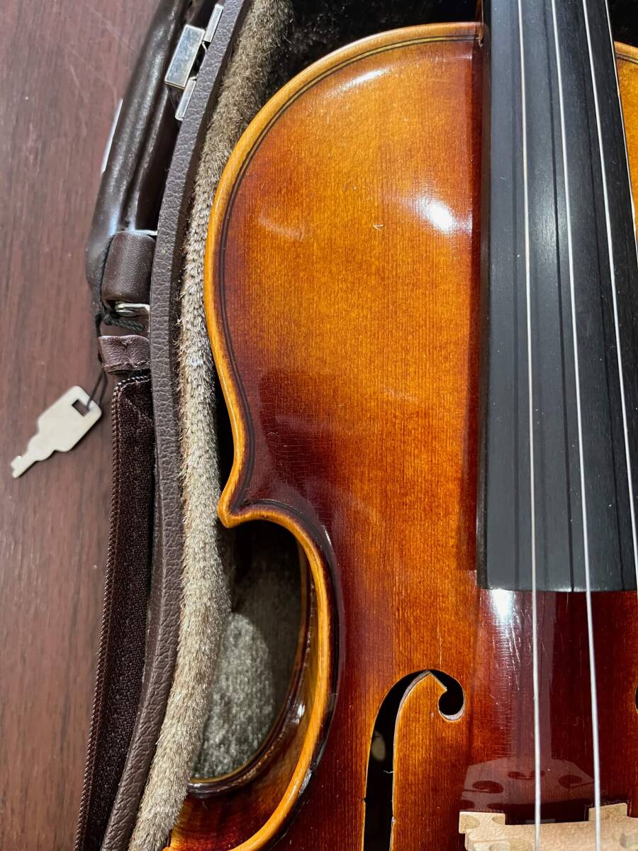 バイオリン【楽器店出品】SHIRO SUZUKI Violin Laboratory No.2  4/4  完全整備済 非常に高音質！オークション限定価格にて！の画像4