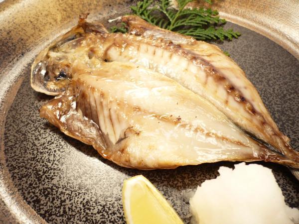 【Max】 伊豆の名産！あじ（鯵）の干物　１０枚セット！！　業務用_大根おろしやレモンを添えて