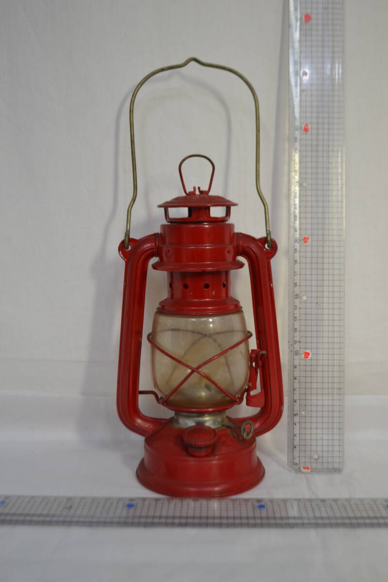 G3）ランタン　燈　キャンプ　中国製　上海光華燈廠　光華牌235　未使用品と思われますが　箱等は無し_画像1