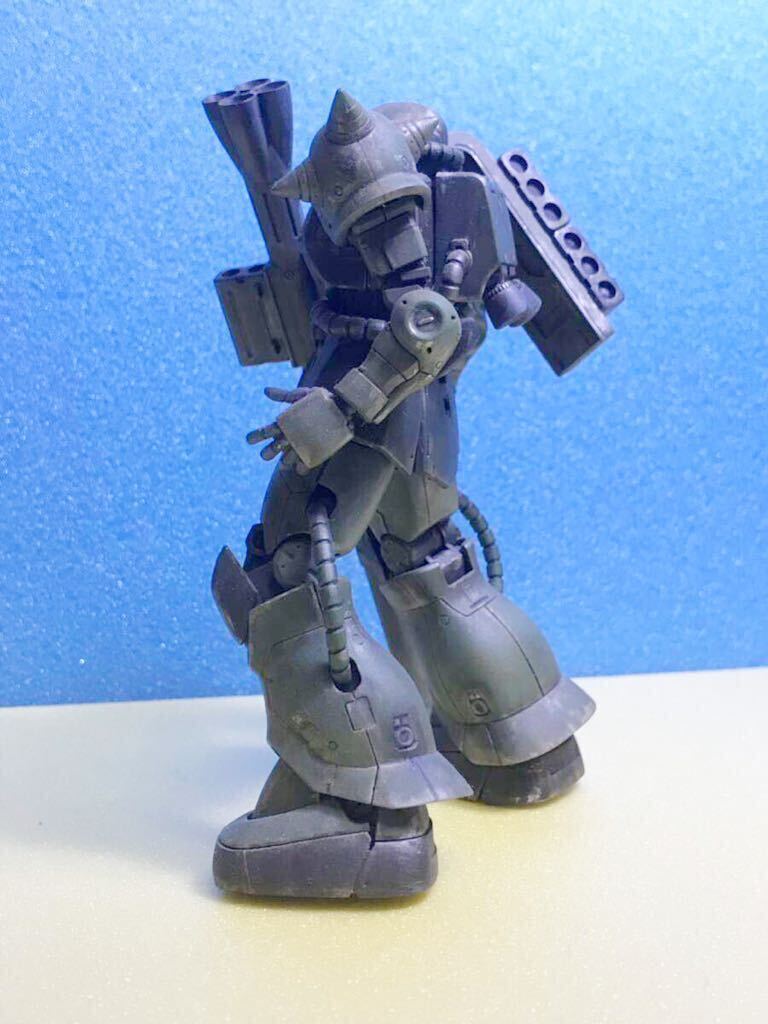 バンダイ　1/144 HG ザクⅡ 組立完成品_画像4