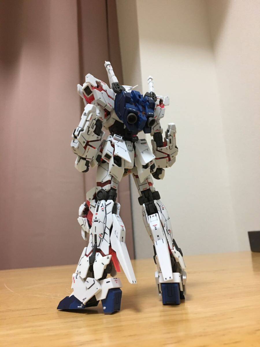 バンダイ　1/144 RG RX-0 ユニコーンガンダム　完成品_画像9