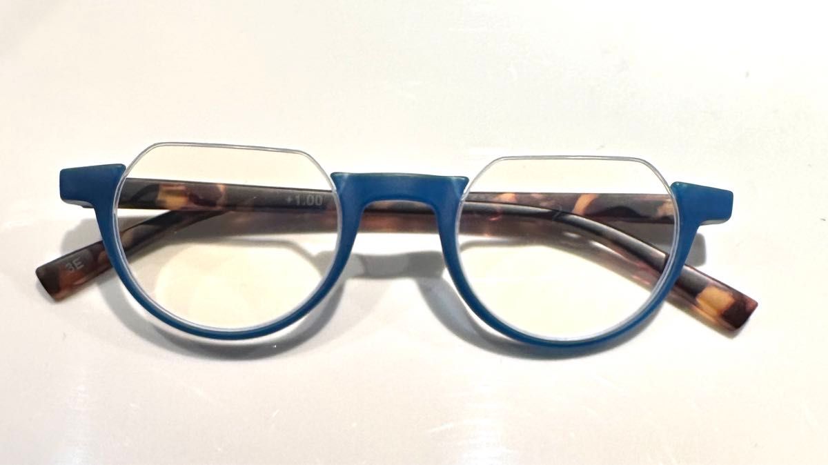 オシャレ　老眼鏡　＋1.0 ブルーライトカットレンズ使用　ソフトケース付き　アンダーリム　リーディンググラス　バネ丁番