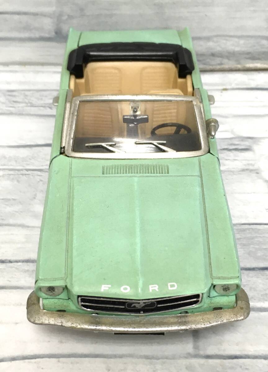 8508K☆ 1964 FORD MUSTANG フォード マスタング コンバーチブル ダイキャスト ミニカー 全長約17.5cm の画像2