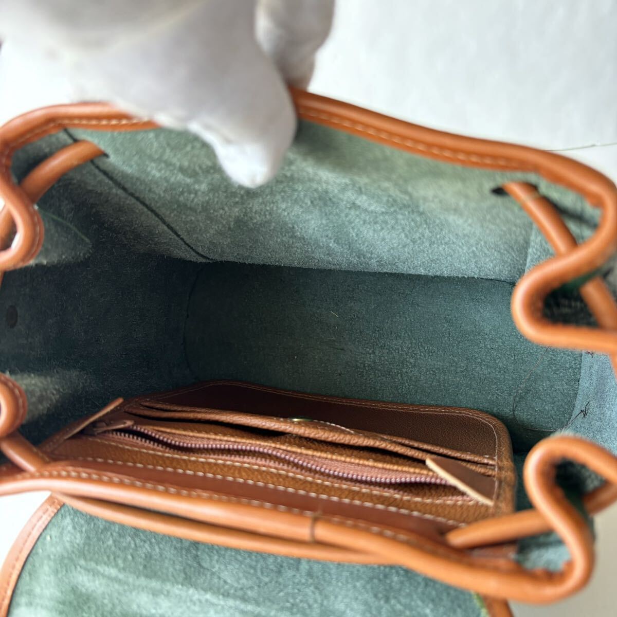 【超希少 未使用級】ドゥーニー&バークDOONEY&BOURKE ハンドバッグ ショルダーバッグ レザー アヒル グリーン 緑 レザー 本革 肩掛け 手提_画像8