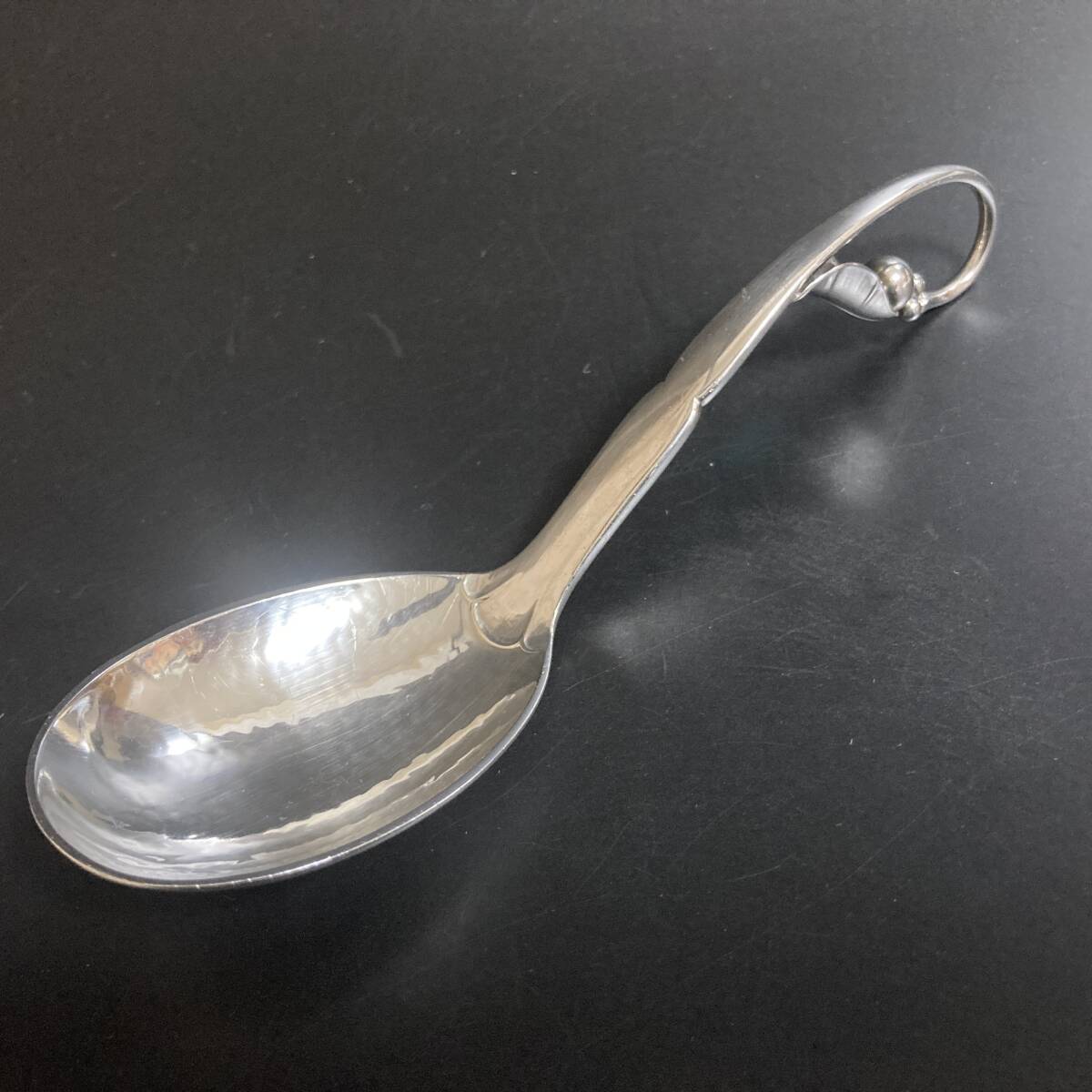 あなたにおすすめの商品 【最高級】ジョージ・ジェンセン 銀食器 アンティーク 925 シルバー 13.7cm スプーン サービング レードル シュガー ブロッサム 純銀製 カトラリー
