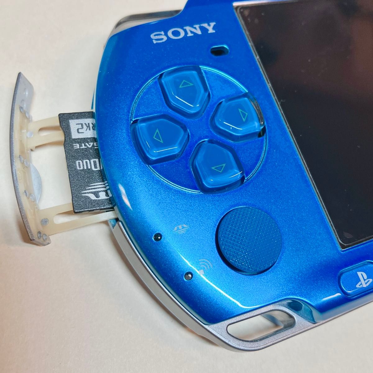 PSP-3000 バイブランドブルー　メモリーカード4GB バッテリー　セット