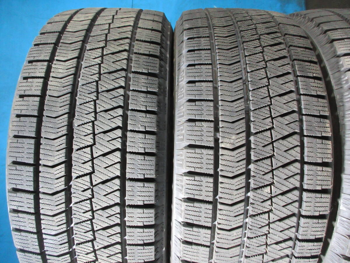 2018年製 ブリヂストンタイヤ BRIDGESTONE BLIZZAK VRX2 195/50R16 88Q 4本 №07501D 室内保管 スノータイヤ 雪 氷 冬タイヤ スタッドレス_画像2