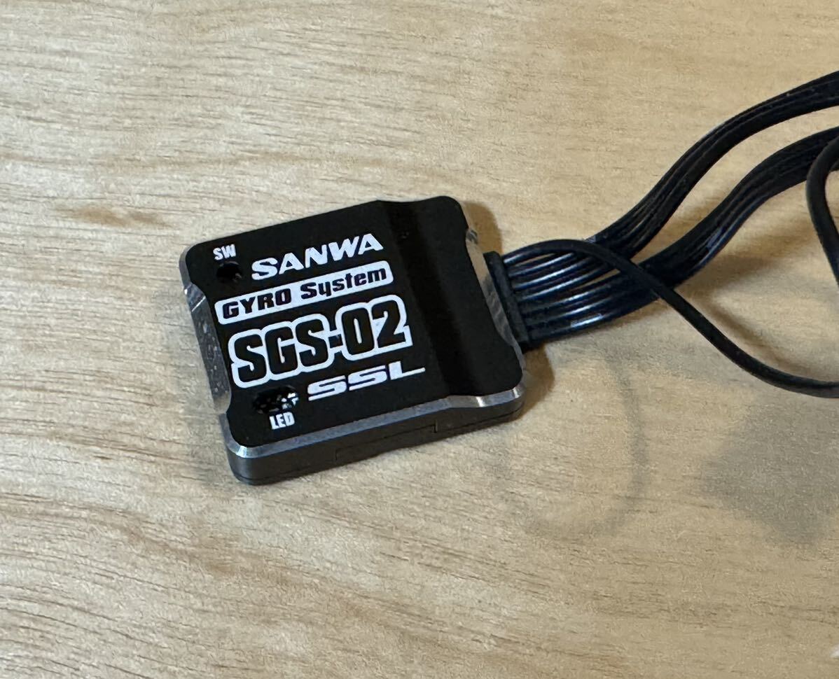 サンワ　ドリフト用ジャイロ　SGS−02　中古品　SANWA