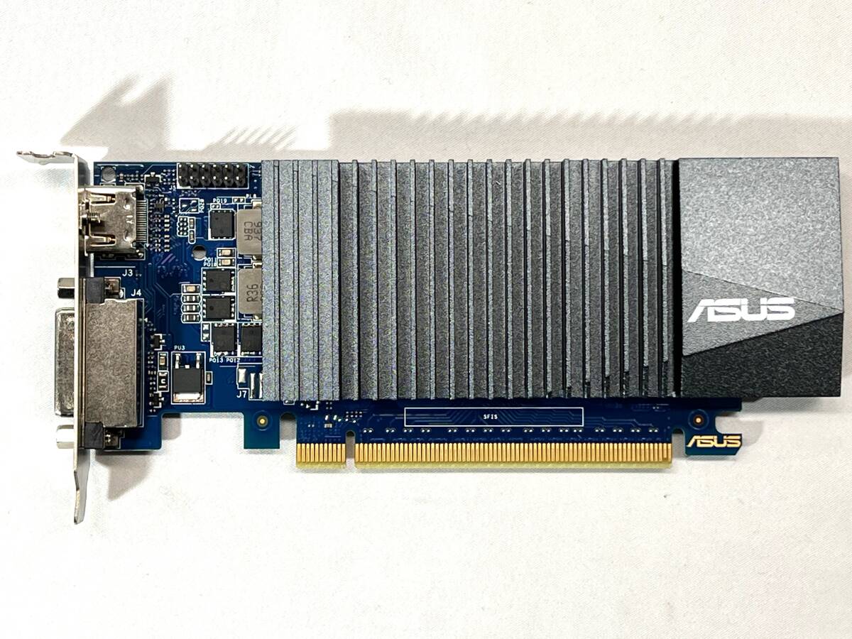 □【簡易動作確認済】 ASUS GeForce GT 710 2GB GDDR5 PCI Express ビデオカード グラフィックボード グラボ ファンレス □ W03-0304_画像3