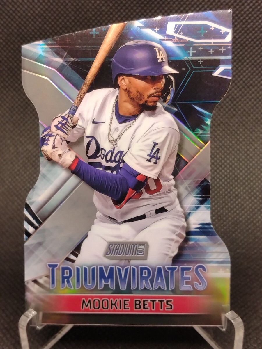 ベッツ フリーマン カーショウ 3枚セット 【2023 TOPPS STADIUM CLUB TRIUMVIRATES T-22 & T-23 & T-24】 ドジャース 三頭政治の画像2