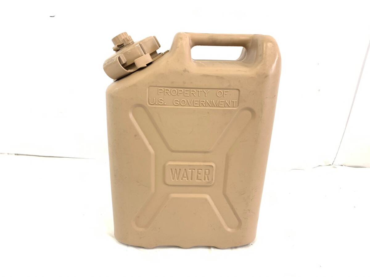 【米軍放出品】☆未使用品 ウォータータンク ポリタンク ジェリカン 5GAL 20L キャンプ アウトドア (120)☆XC4CK#24_画像2