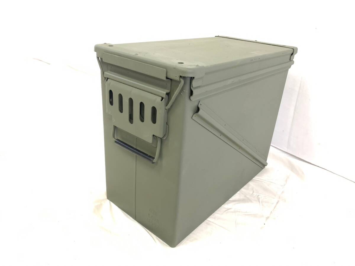 【米軍放出品】☆ミリタリー アンモボックス アンモ缶 アーモ缶 M592 工具箱 弾薬箱 W47×D24cm×H36.5 (120) ☆XC22JK#24の画像1