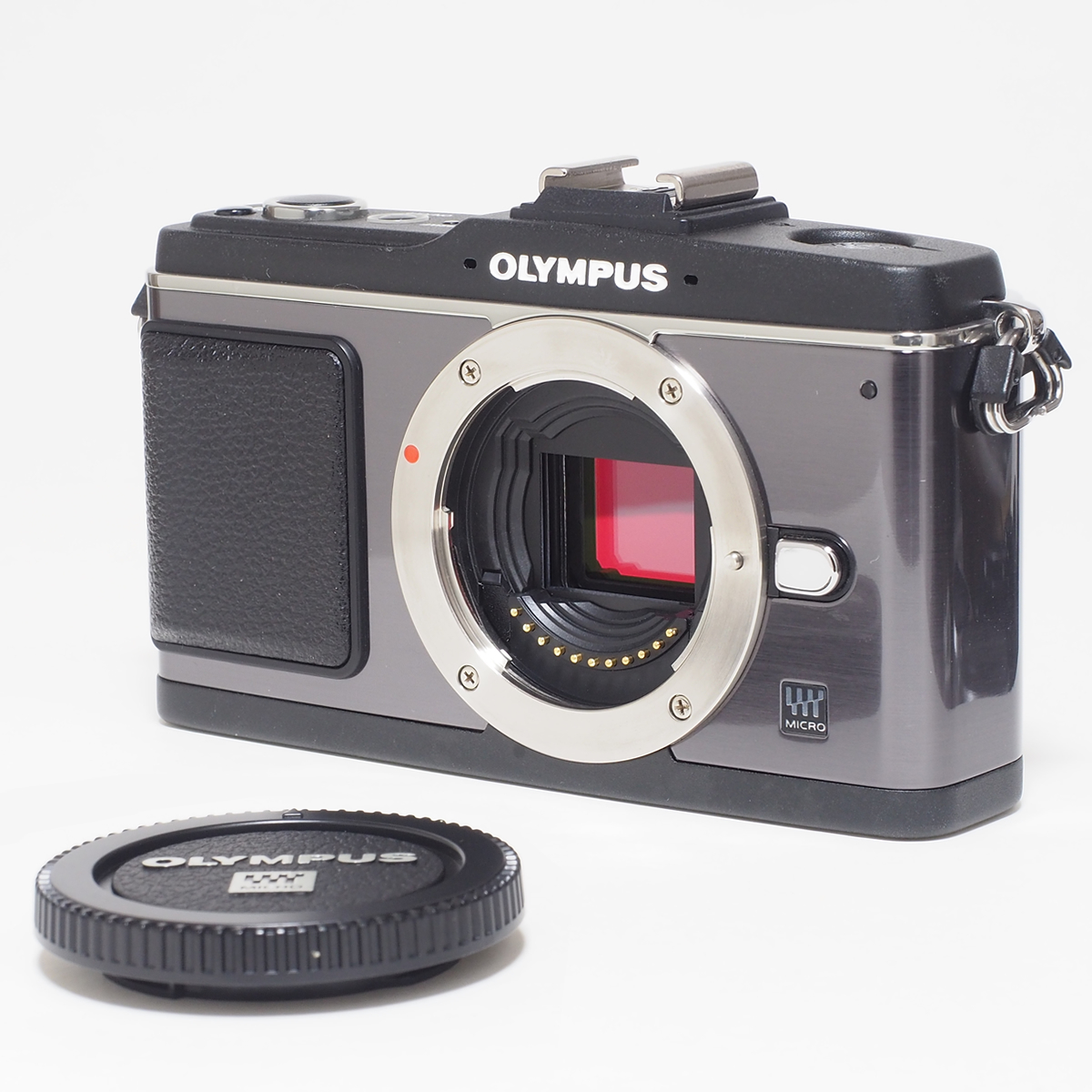 ★ 撮影可能・ジャンク品 ★ OLYMPUS オリンパス PEN E-P2 ブラック 本体のみ (付属品・バッテリー無し)_画像1