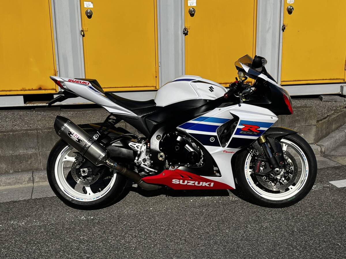 GSX-R1000 特別仕様車 シリーズ 100万台記念エディション _画像3