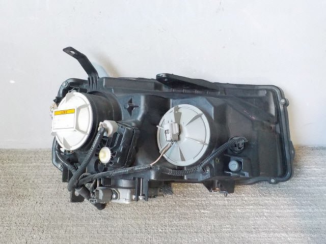 中古 クロスロード DBA-RT1 左ヘッドランプ 33151-SYP-J01 ＨＩＤ KOITO 100-22697 [ZNo:05002962]_画像5