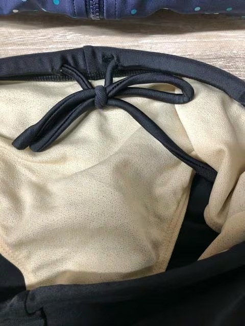 新品 S ネイビー系 UVカット水着3点セット ラッシュガード 新品 S ネイビー系 UVカット水着3点セット ラッシュガード