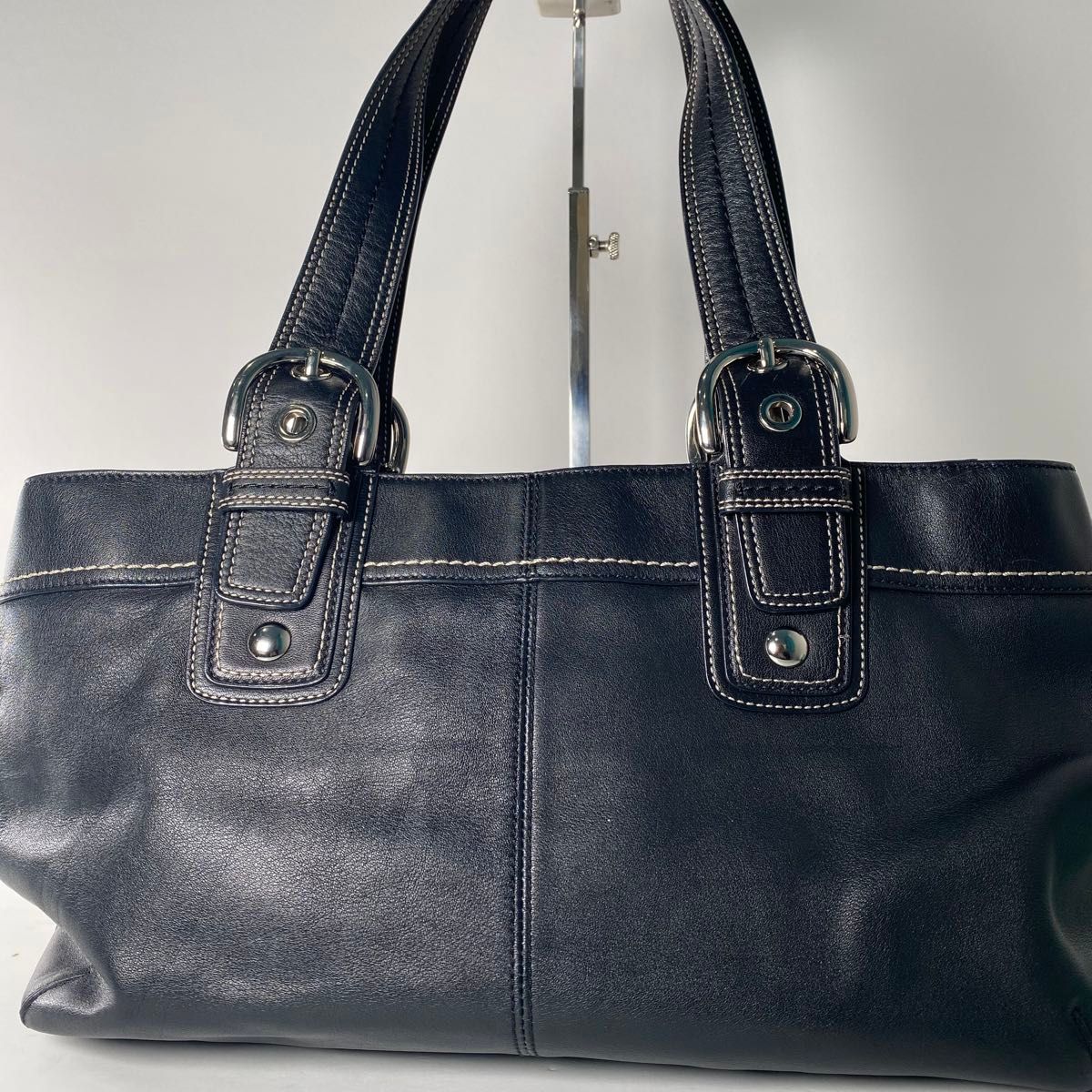 極美品 コーチ COACH ハンドバッグ トートバッグ 黒 牛革 極美品 コーチ COACH ハンドバッグ トートバッグ 黒 牛革