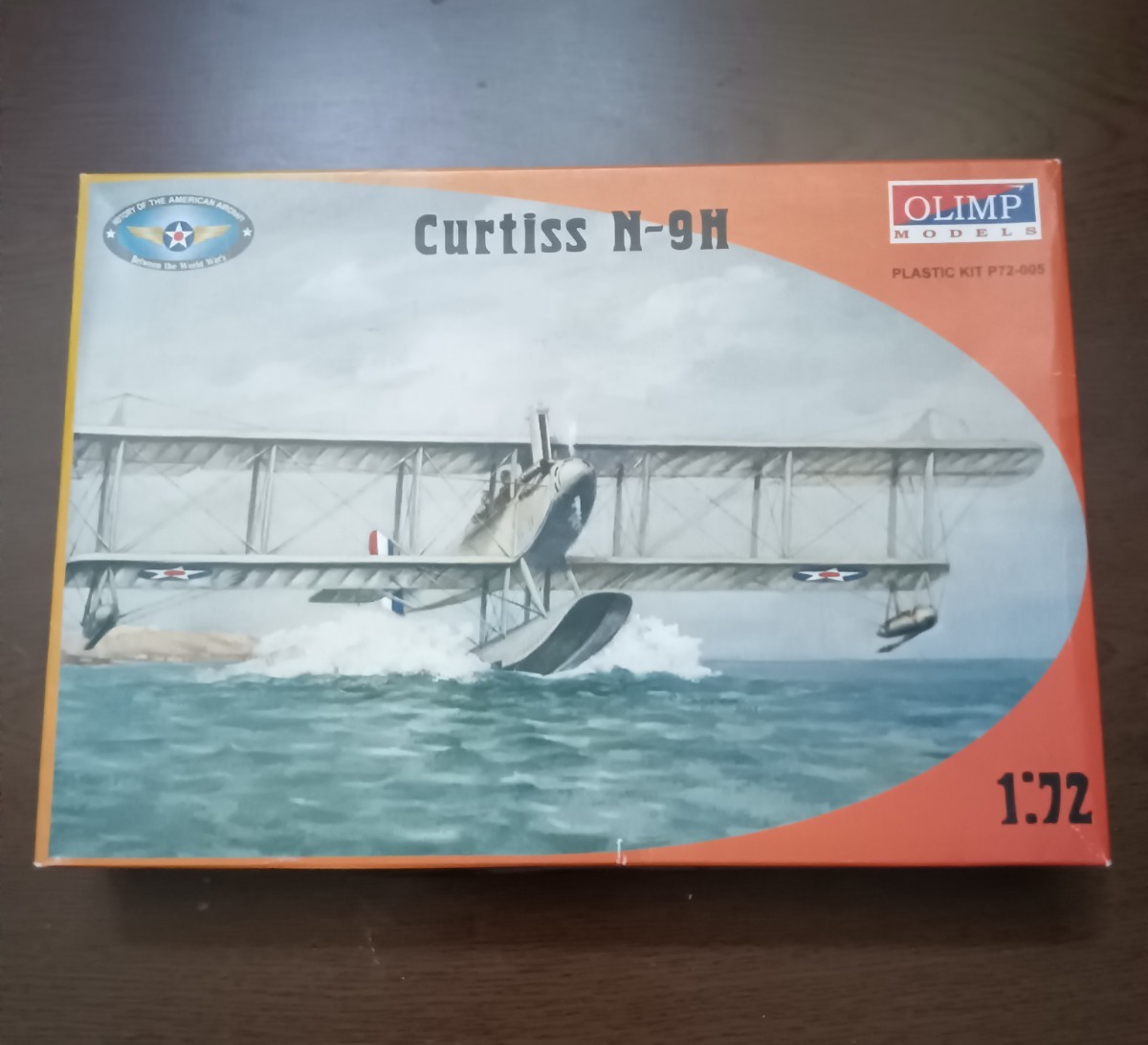 1/72 Curtiss N-9H 複葉機 _画像1