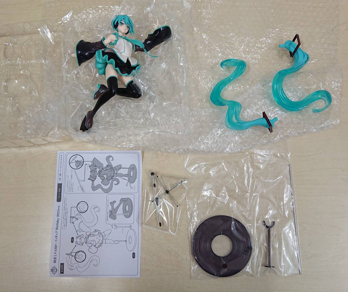 【開封品・中古】：初音ミク AMP+ フィギュア ～HATSUNE MIKU Birthday 2023 ver.～ (20240326)_画像3