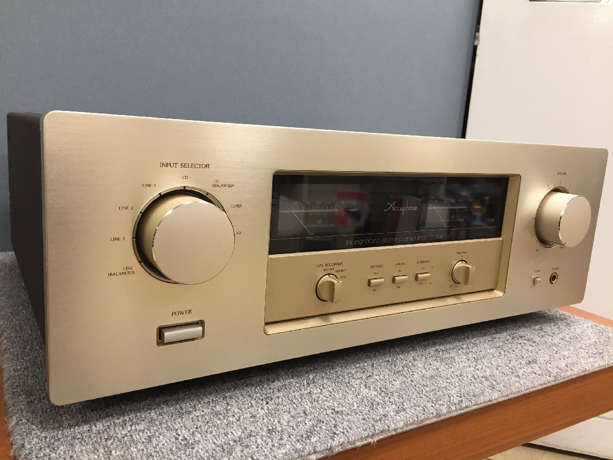 Accuphase アキュフェーズ E-306 メンテ品 格安スタート！_画像1