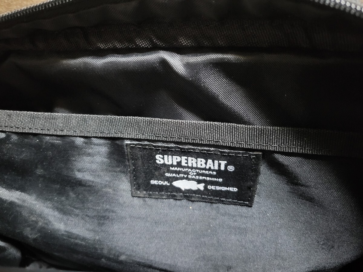 ★SWIMBAIT UNDERGROUND×SUPERBAIT★スイムベイトアンダーグラウンド×スーパーベイト ランチボックス ショルダーバック Olive 美中古 横