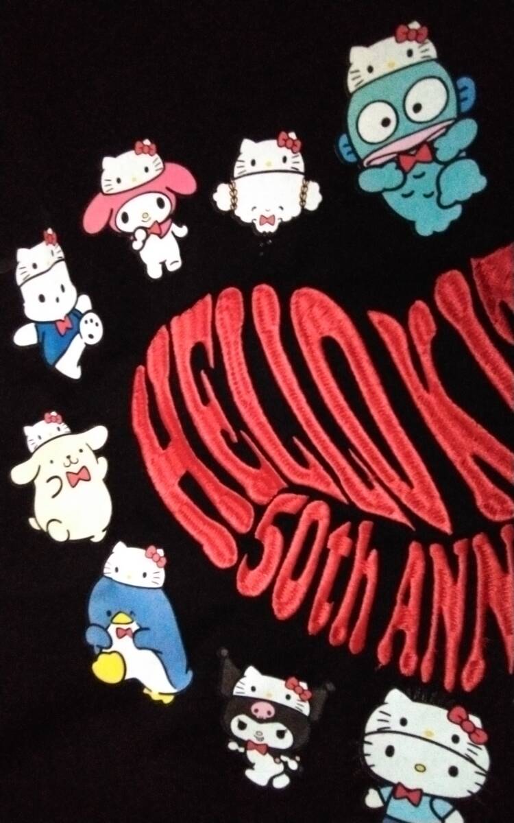 レディース☆HELLOKITTY 50周年！ハートロゴ刺繍入りキティちゃんお帽子でみんなでお祝い♪黒色半袖Tシャツ(o^―^o)大きいサイズ３Ｌ～４L_画像4