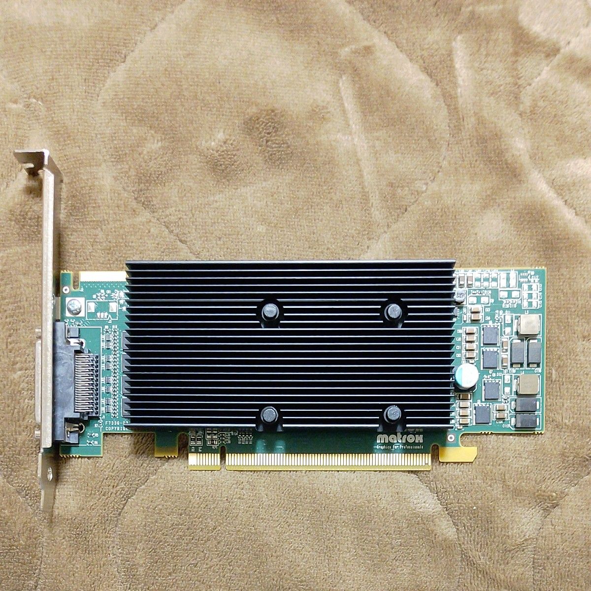 Matrox ビデオカード M9140-E512LAF ロープロファイル