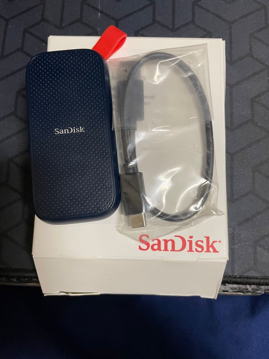 サンディスク ポータブルSSD 1TB sandisk 