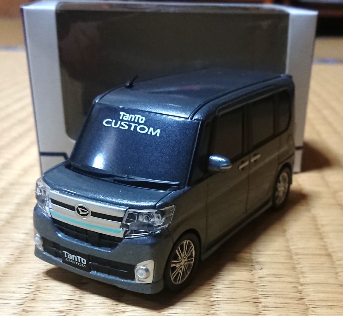 ダイハツ タントカスタム グレー プルバックミニカー 非売品_画像2