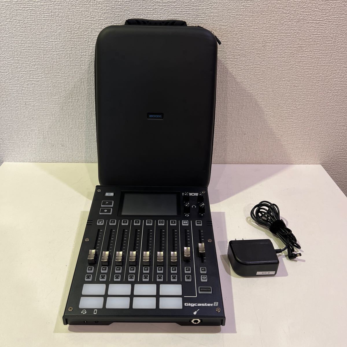 Yahoo!オークション - 【美品 使用数回】 BOSS ボス Gigcaster 8 Yahoo!オークション - 【美品 使用数回】 BOSS ボス Gigcaster 8
