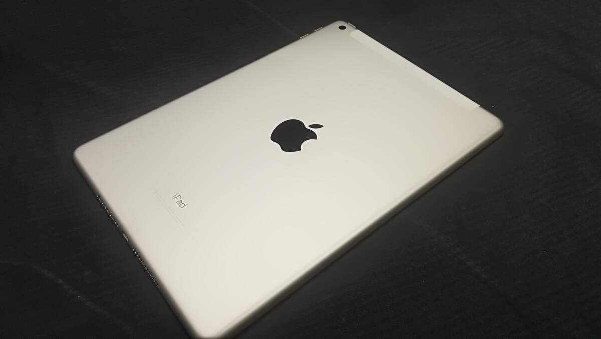 【動作品♪】Apple iPad 5 第5世代 Wi-Fi＋Cellular 32GB A1823(MP1L2J/A)シルバー_画像3